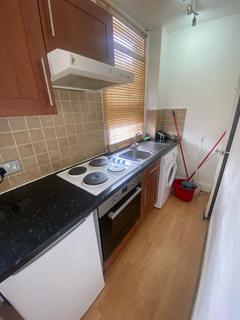 Studio to rent, Buckley Road, Kilburn, NW6