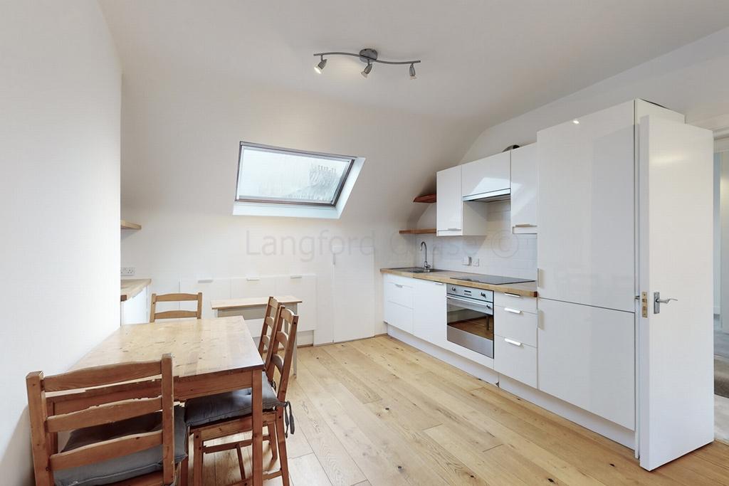 Apartment in London - View 4