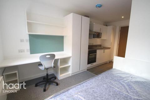 Studio to rent, High Street, Lincoln