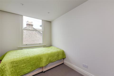 2 bedroom flat for sale, Weybourne Street, London