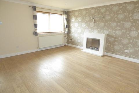 undefined, Brill Close, Luton, Bedfordshire, LU2 9RL