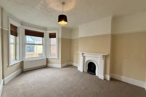 2 bedroom flat to rent, Upperton Road, Eastbourne BN21