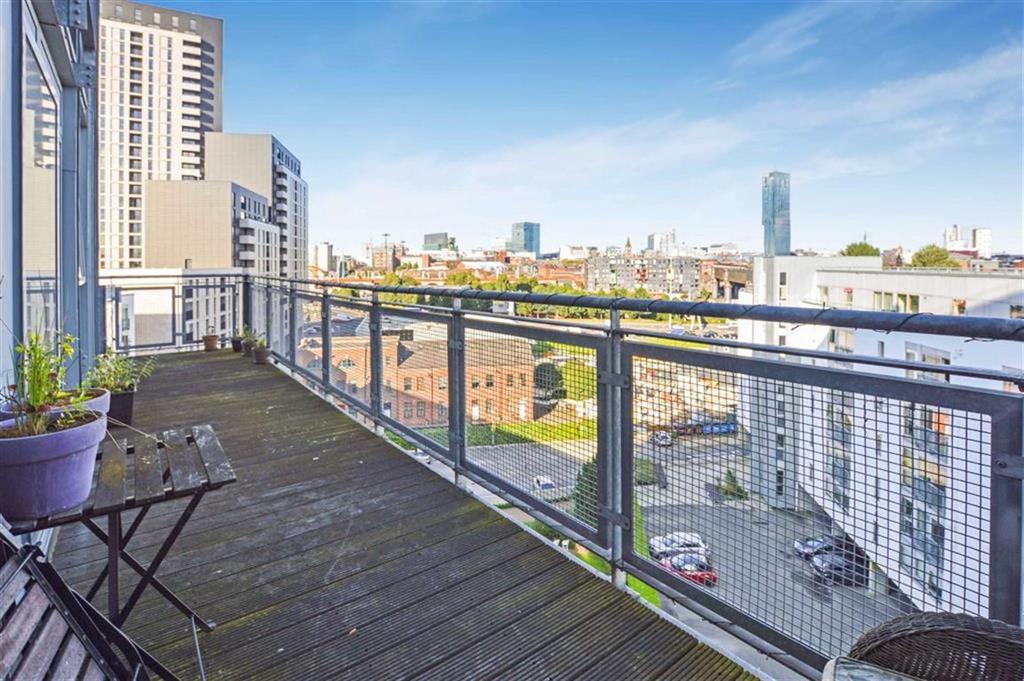 The Vie Building Castleifled Manchester M3 1 Bed Apartment Image 1 Of 11