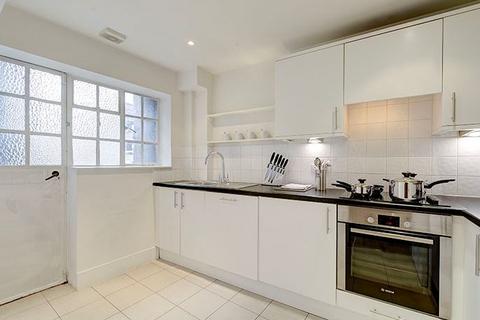 2 bedroom apartment to rent, Fulham Road, SW3