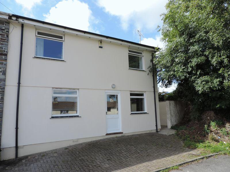 Malabar Road, Truro 2 bed apartment £125,000
