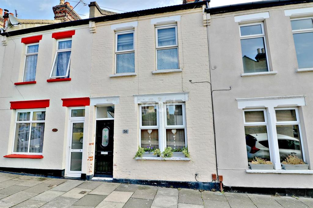 Brighton Avenue, Southend On Sea 2 bed terraced house £230,000