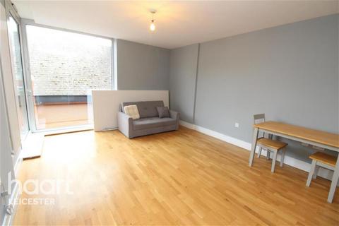 1 bedroom flat to rent, The Bar, Highcross