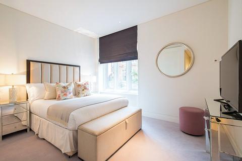 1 bedroom apartment to rent, Green Street, London, W1K
