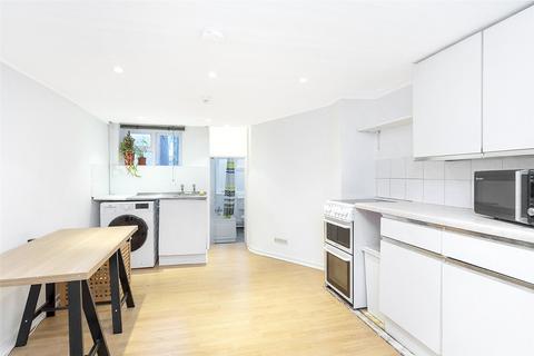 Studio to rent, Frith Street, London, W1D