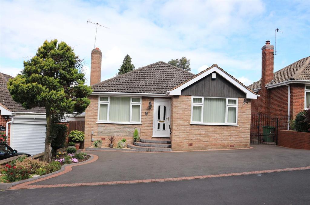 Gainsborough Hill, Stourbridge 2 bed detached bungalow £329,000