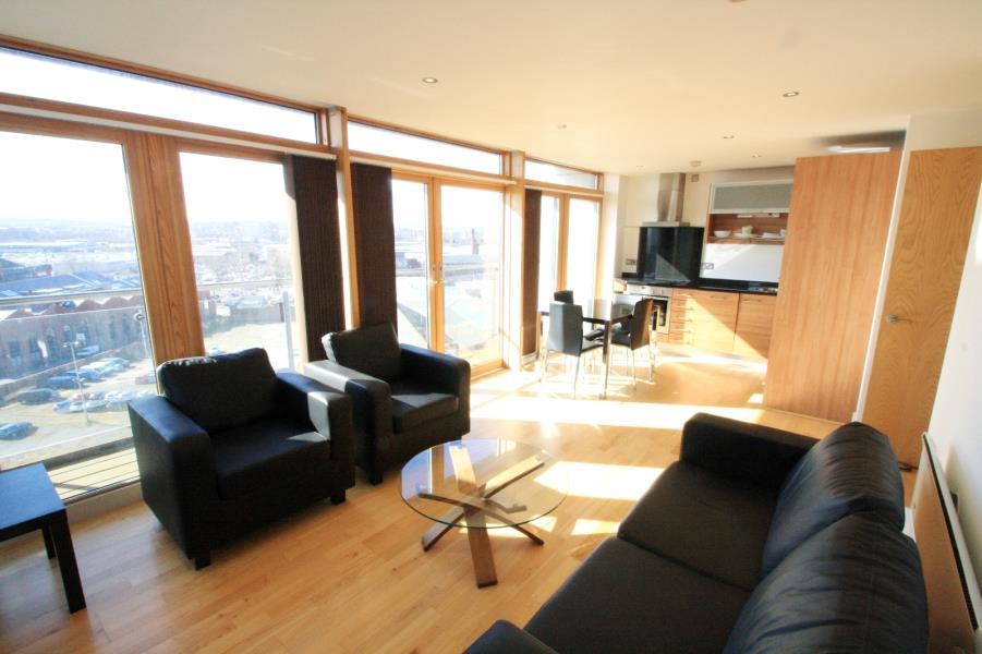 Clarence House Leeds Dock The Boulevard Ls10 1lg 2 Image 1 Of 8