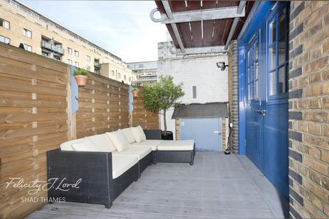 undefined, Gainsford Street, London
