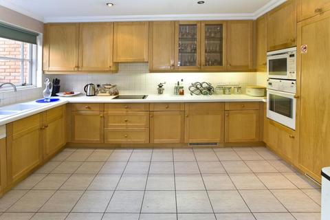 4 bedroom townhouse for sale, Virginia Park, Virginia Water