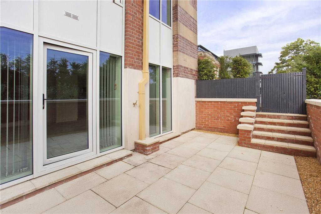 The Residence, Road... 2 bed apartment to rent £1,600