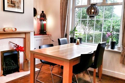 3 bedroom semi-detached house to rent, Commonside, Westbourne, PO10