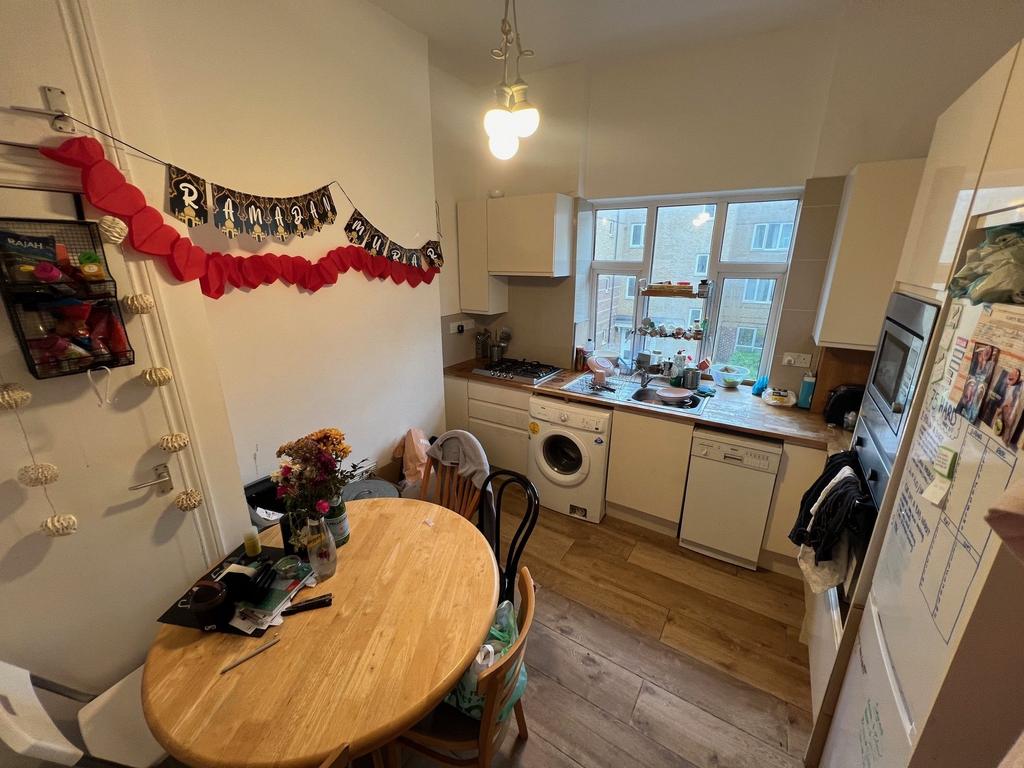 Apartment in London - View 4
