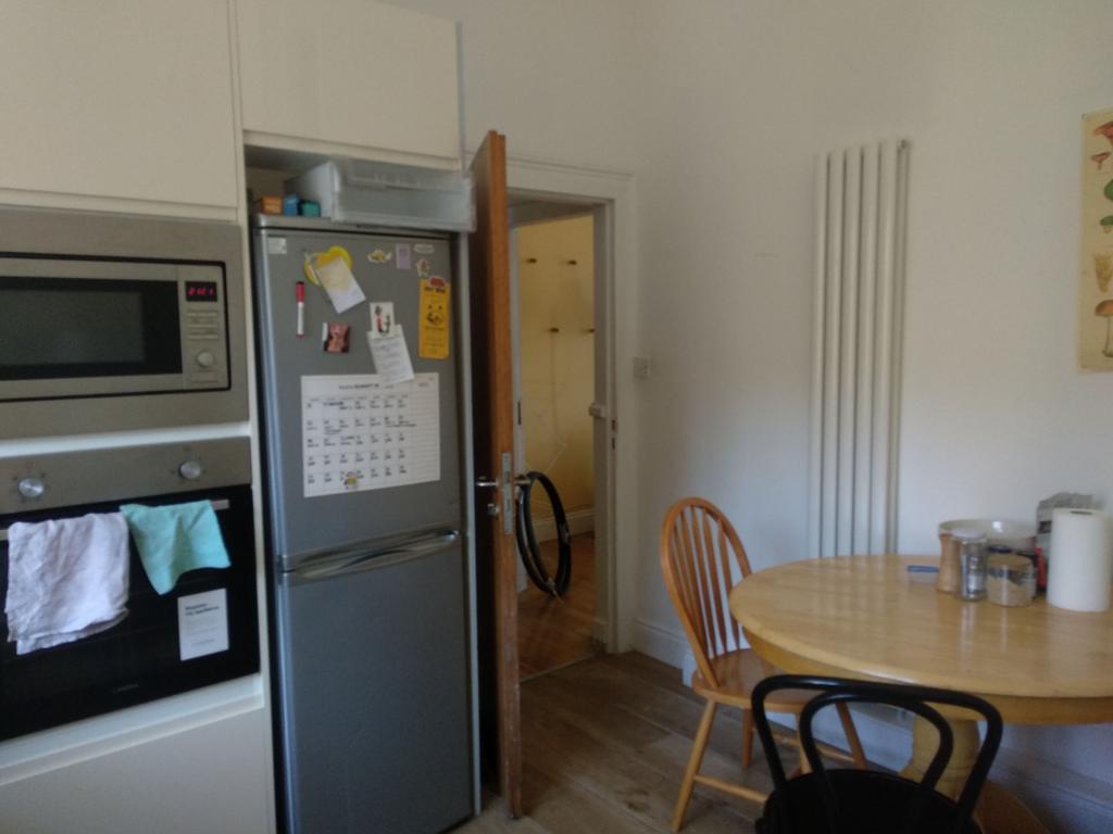 Apartment in London - View 5