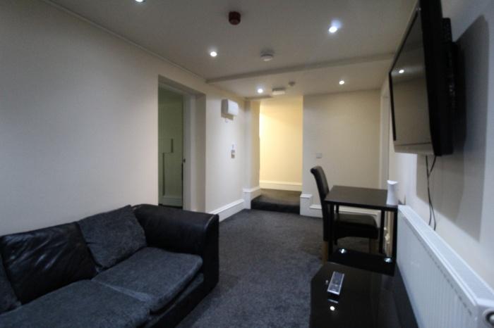 3 Ribblesdale Place Apt 2