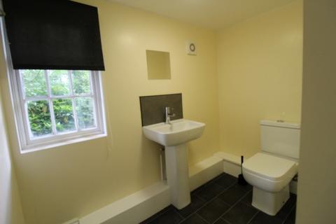 2 bedroom flat to rent, Apt 2, 3 Ribblesdale Place Preston PR1 3AF