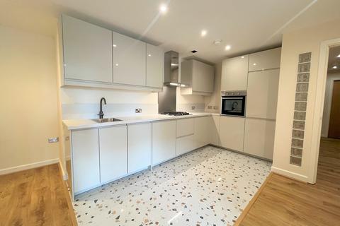 3 bedroom apartment to rent, Regents Quay, Brewery Wharf