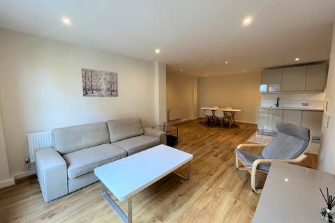 3 bedroom apartment to rent, Regents Quay, Brewery Wharf