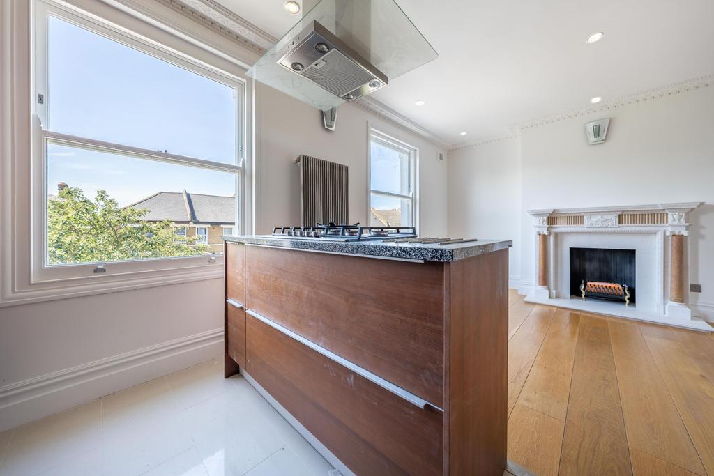 Apartment in Islington - More