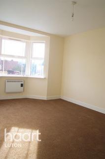 1 bedroom apartment to rent, Green Dragon Court, Luton