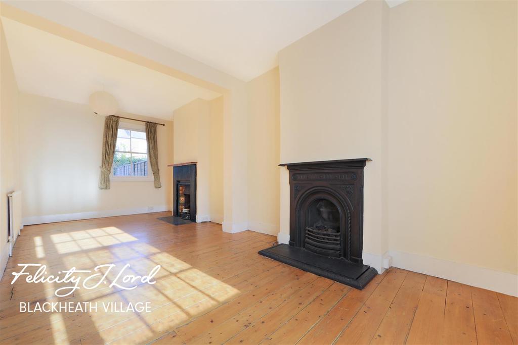 Furzefield Road, SE3 3 bed detached house £1,600 pcm (£369 pw)