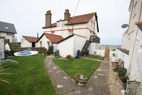 4 bedroom apartment for sale, Rhosneigr Beach Front, Isle of Anglesey