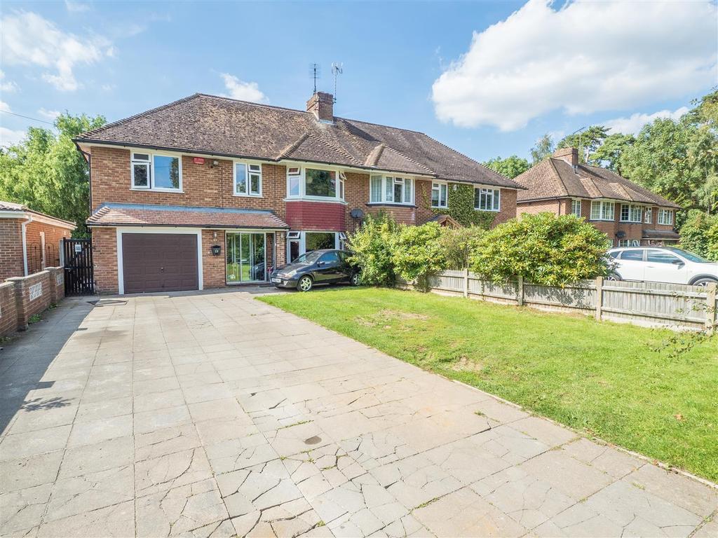 Caring Lane, Bearsted, Maidstone 4 bed semidetached house £575,000