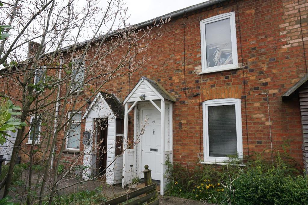 BEDFORD ROAD EAST, YARDLEY HASTINGS 2 bed terraced house £775 pcm (£