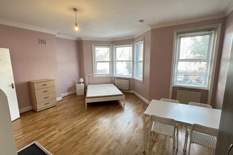 undefined, Brondesbury Park, Willesden Green NW2