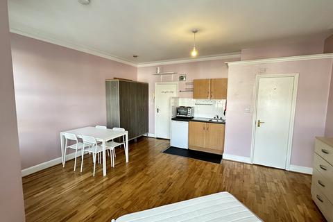 undefined, Brondesbury Park, Willesden Green NW2