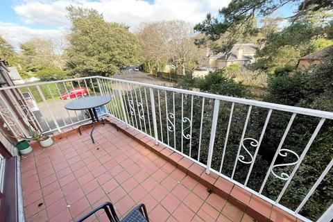 2 bedroom flat to rent, Bournemouth