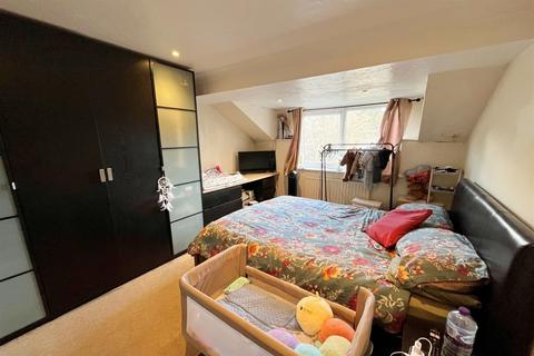 2 bedroom flat to rent, Bournemouth
