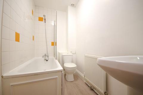 Studio to rent, Royal College Street, Camden, NW1 9QS