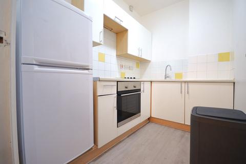 Studio to rent, Royal College Street, Camden, NW1 9QS