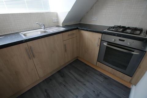 2 bedroom flat to rent, Chichele Road, Willesden, London, NW2