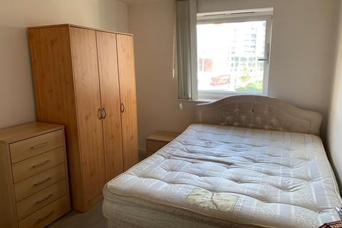 2 bedroom apartment to rent, MASSHOUSE 2 DOUBLE BEDROOM FURNISHED APARTMENT WITH PARKING & BALCONY