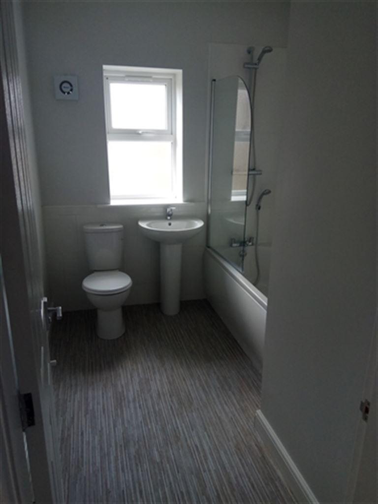 Louis Street, HULL, East Yorkshire 2 bed house £595 pcm (£137 pw)