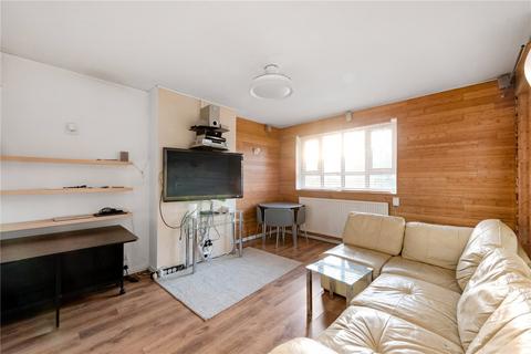 3 bedroom apartment to rent, Green Lanes, London, N4