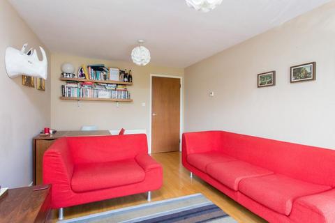 2 bedroom apartment to rent, Thornhill Road, Barnsbury, N1