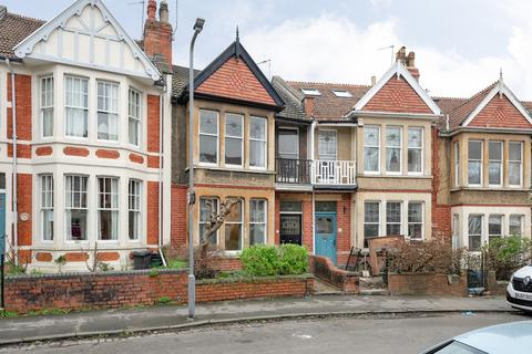 2 bedroom flat to rent, St Albans Road, Westbury Park