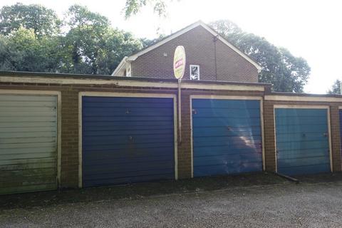 Garage to rent, Fairview Close, Hythe, Southampton