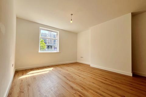 2 bedroom flat to rent, Bournemouth