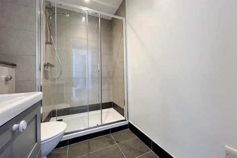 2 bedroom flat to rent, Bournemouth