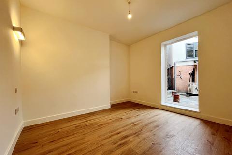 2 bedroom flat to rent, Bournemouth