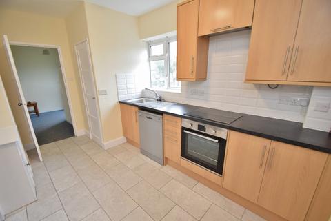 4 bedroom semi-detached house to rent, Stanmore