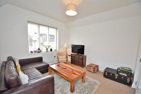 2 bedroom flat to rent, Winchester City Centre