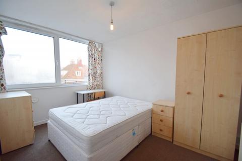 2 bedroom flat to rent, Winchester City Centre